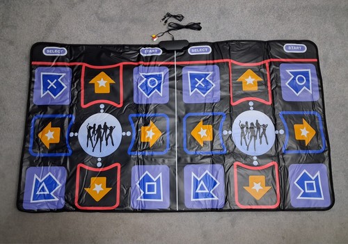Twin player dance mat plug - twin,